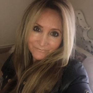 Meet your Posher, Stacy